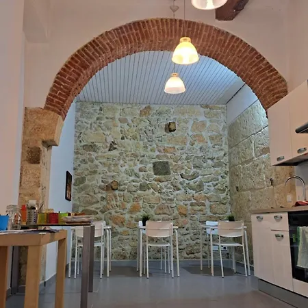 Garibaldi Bed and breakfast